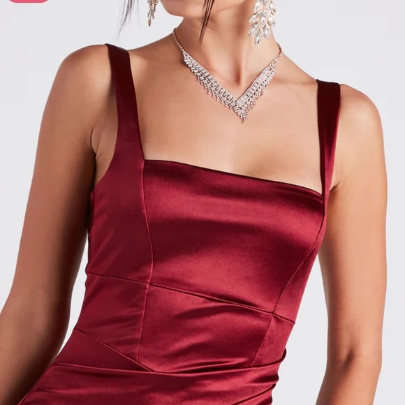 Callie High Slit Satin Formal Dress - Picture 4 of 11